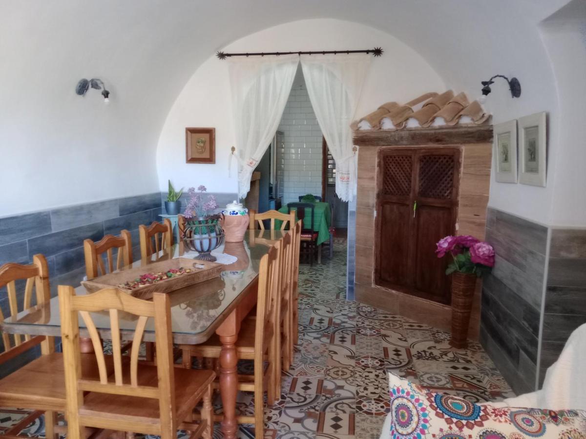 Cortijo Rural Molino Con Piscina Y Zonas Compartidas Country house El Tarahal