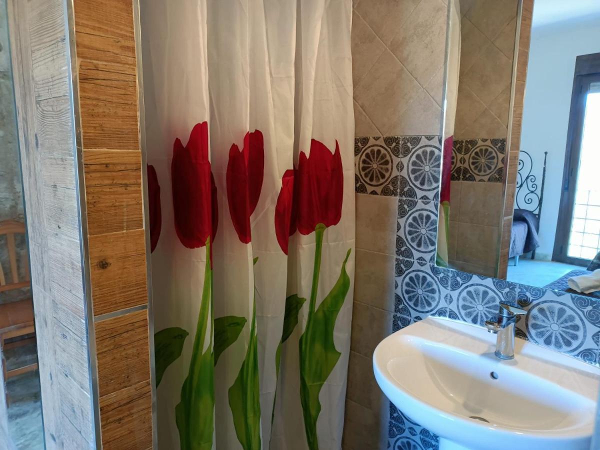 Cortijo Rural Molino Con Piscina Y Zonas Compartidas Casa di campagna *